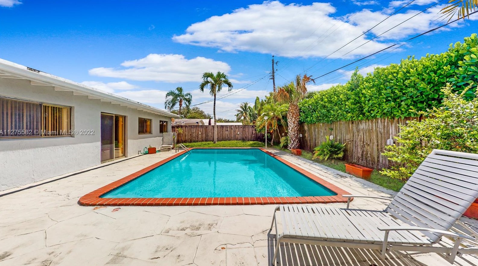 9830 85th Ter, Miami, FL 33173-4057