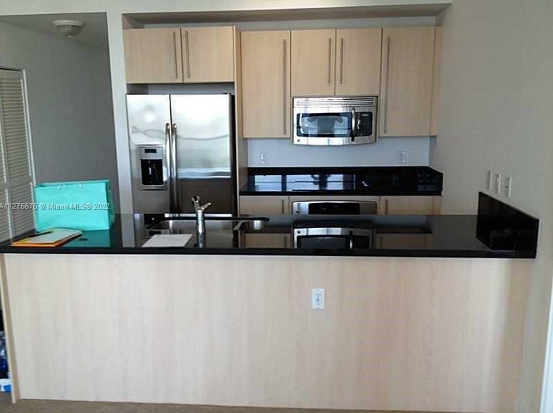 79 Sw 12th St #3010-s, Miami, FL