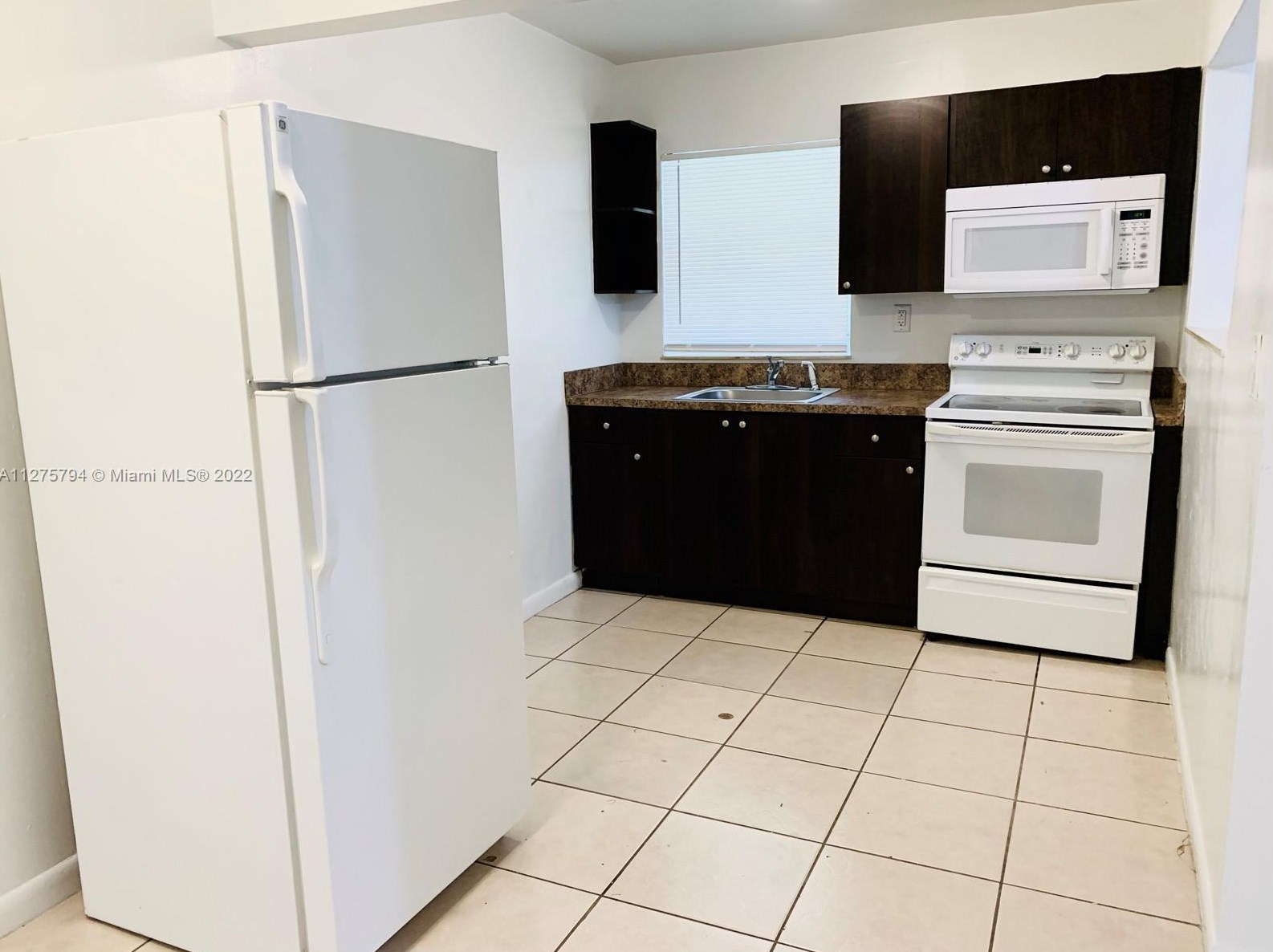 673 Ne 86th St #3, Miami, FL 33138