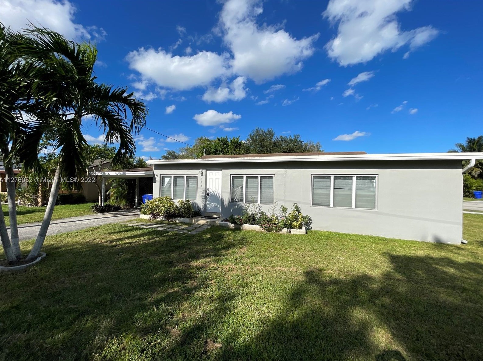 713 Glenn Pkwy, Hollywood, FL 33021-5624