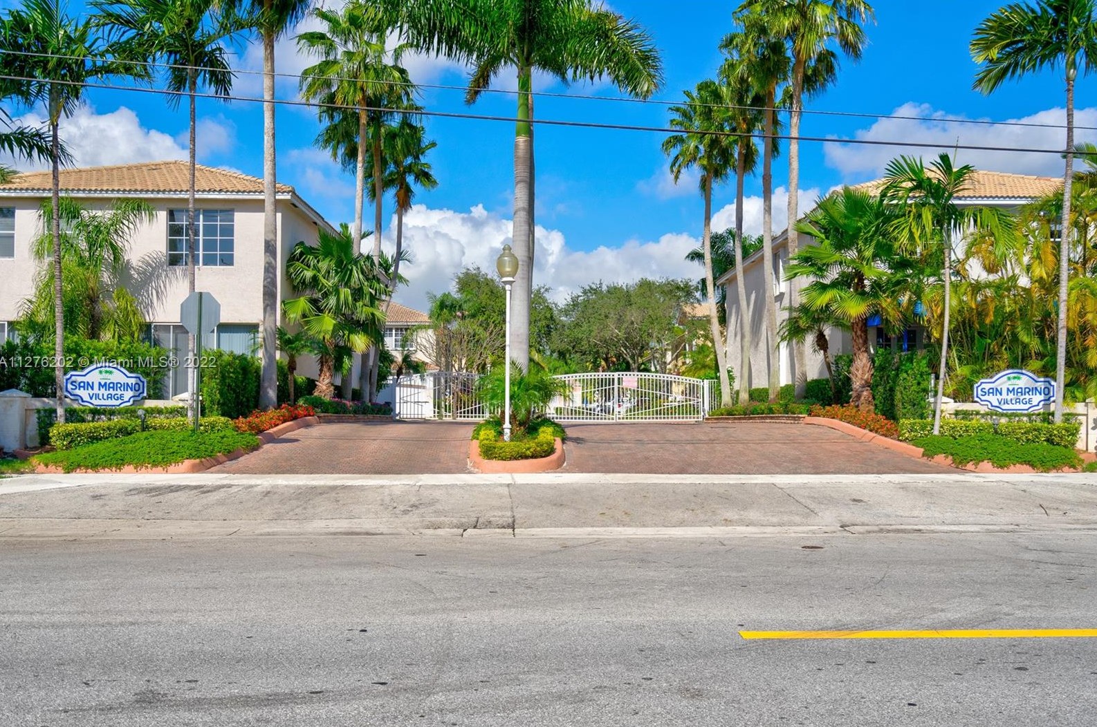 1241 Johnson Ct, Hollywood, FL 33019-3111