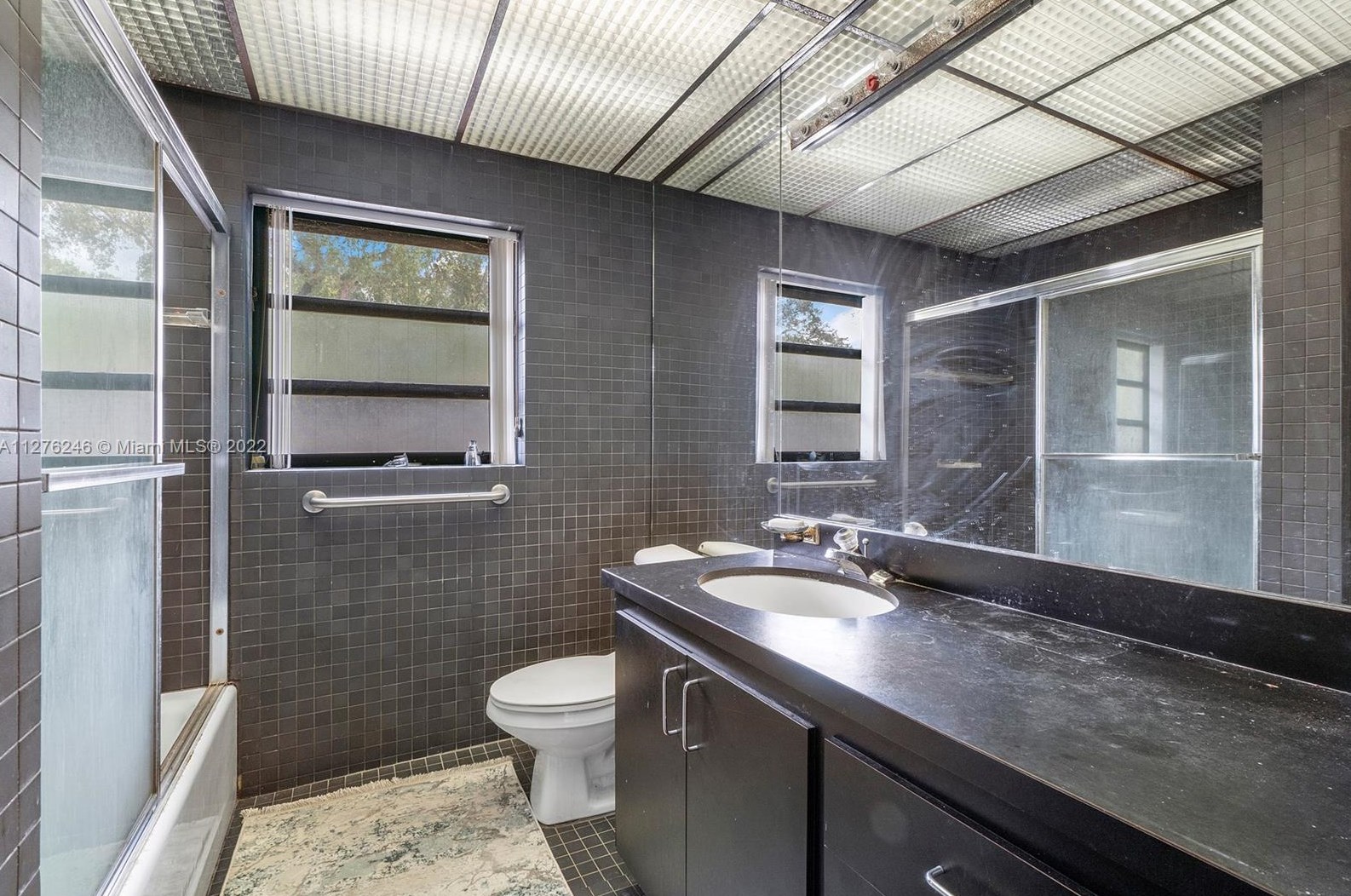 3200 Calusa St, Miami FL 33133-4731 exterior