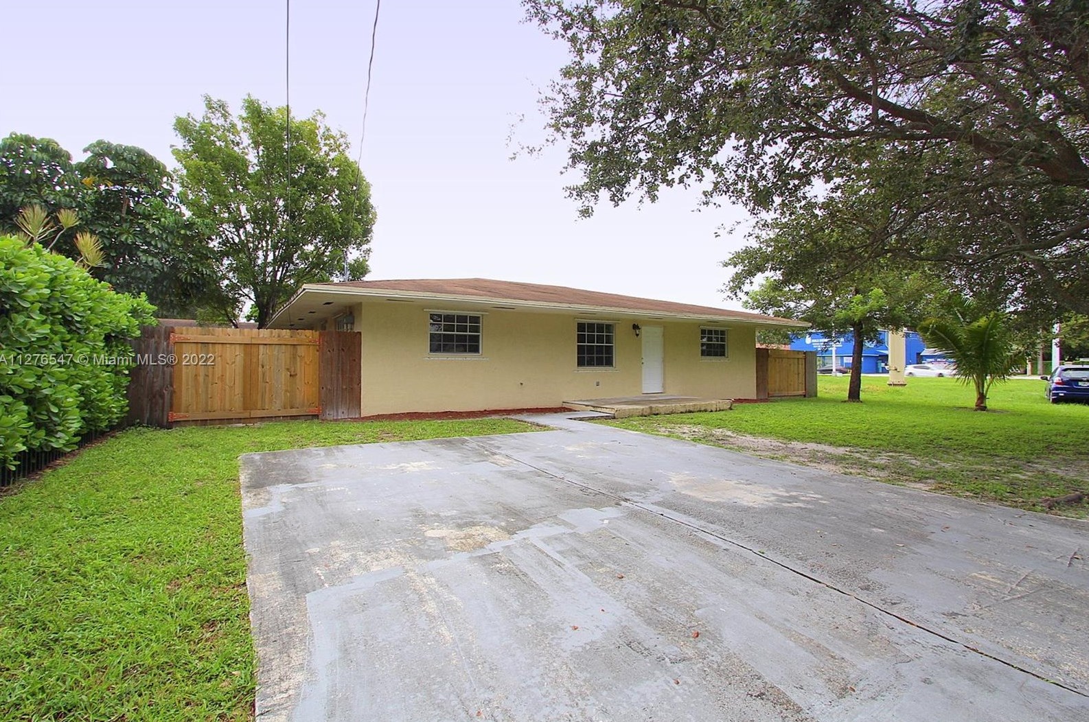 7951 12th Pl, Miami, FL 33147-8226