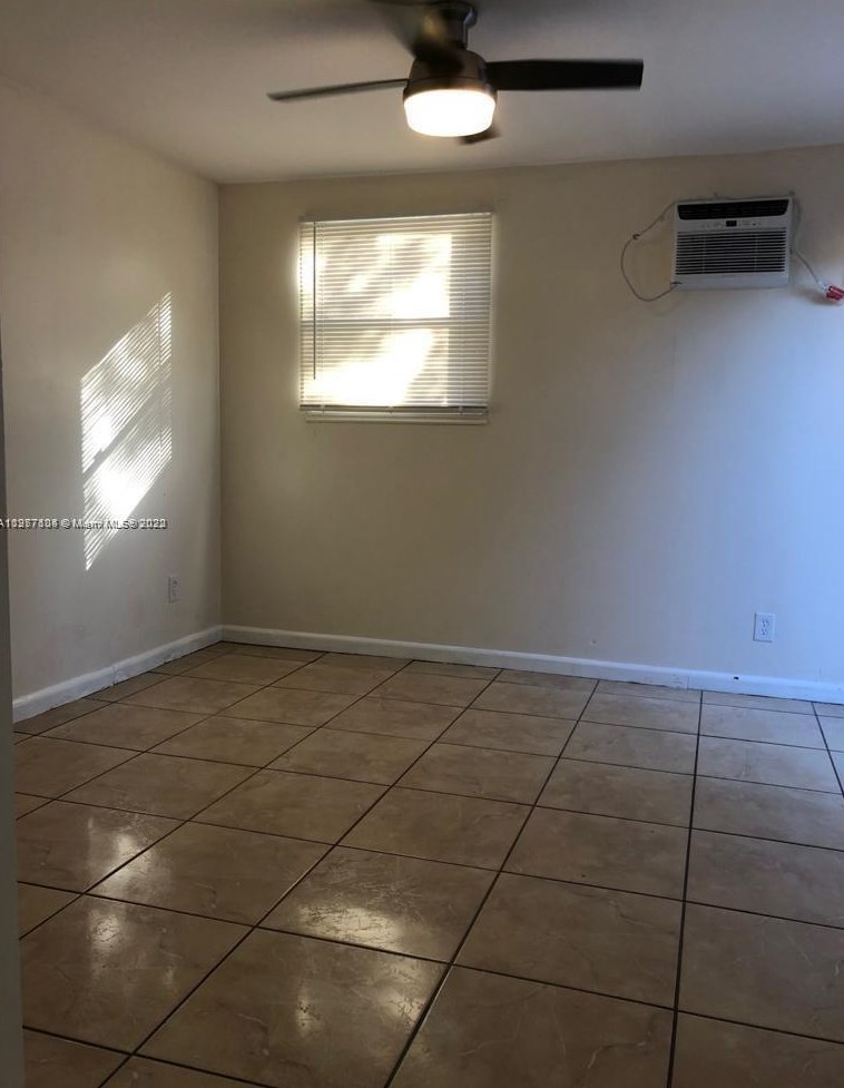1172 Ne 161st Terrace #3, Miami, FL 33162