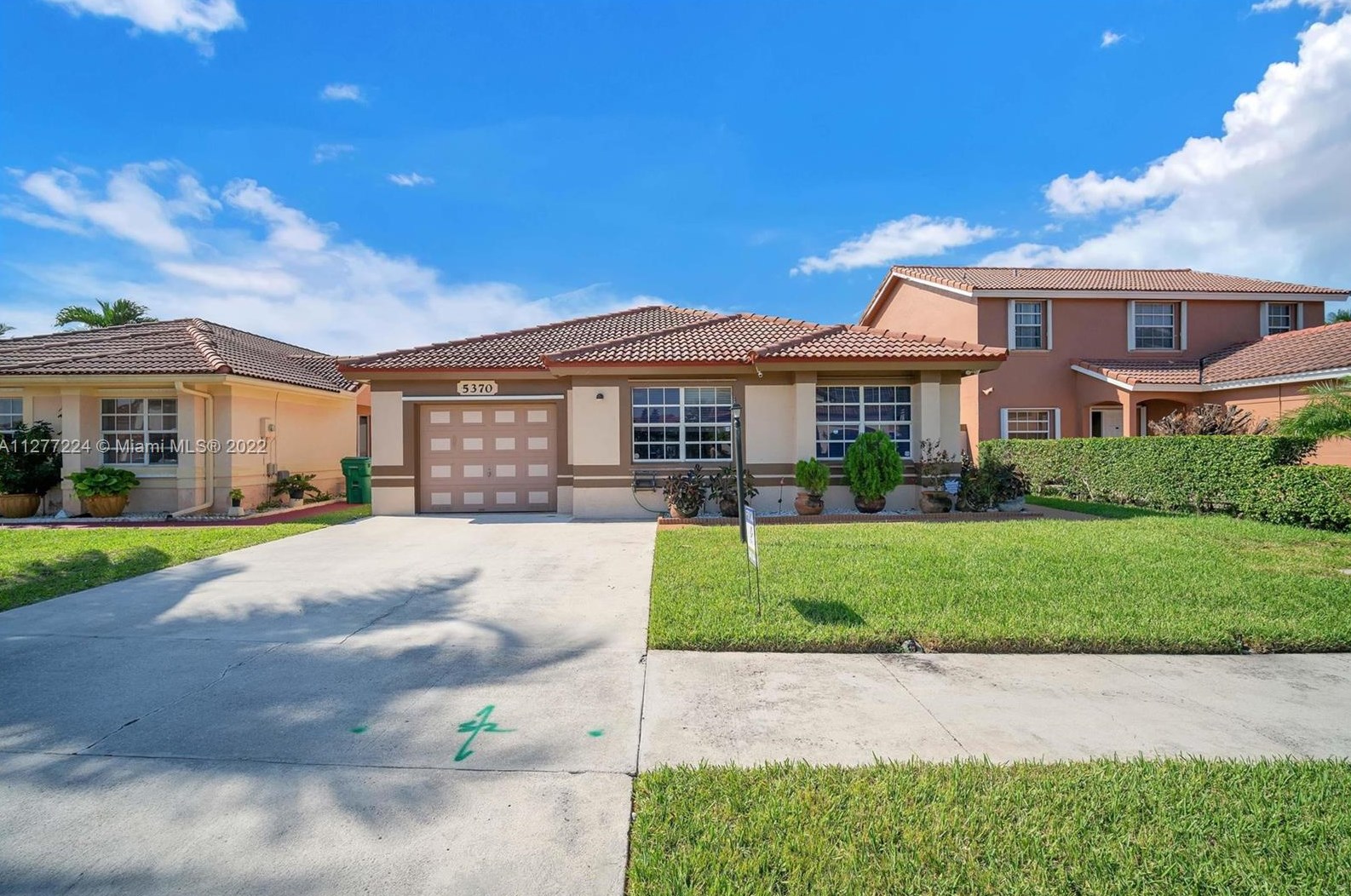 5370 188th St, Miami, FL 33055-2368