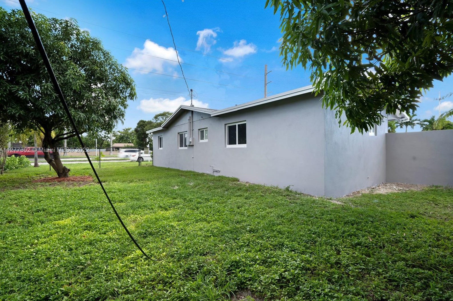 10475 152nd St, Miami FL  33157-1420 exterior