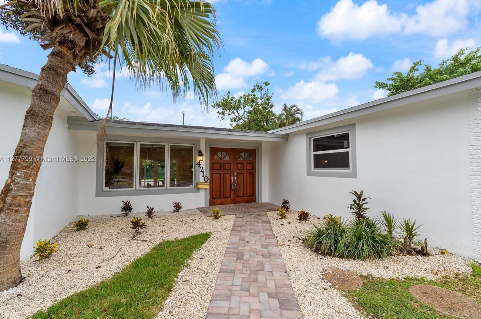 4210 Fillmore St, Hollywood FL  33021-5955 exterior