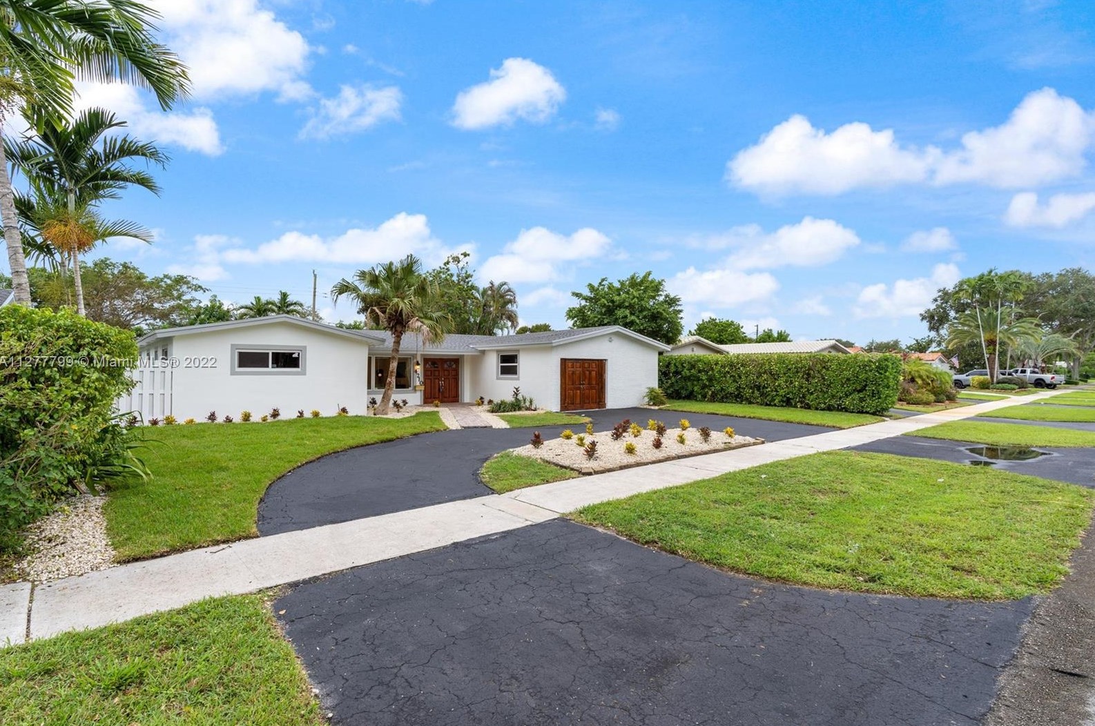 4210 Fillmore St, Hollywood FL  33021-5955 exterior