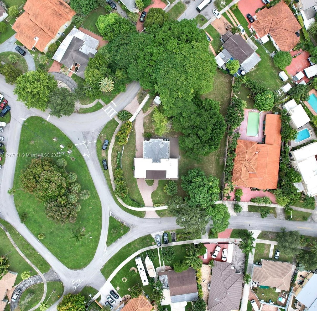 45 Olive Dr, Hialeah, FL 33010