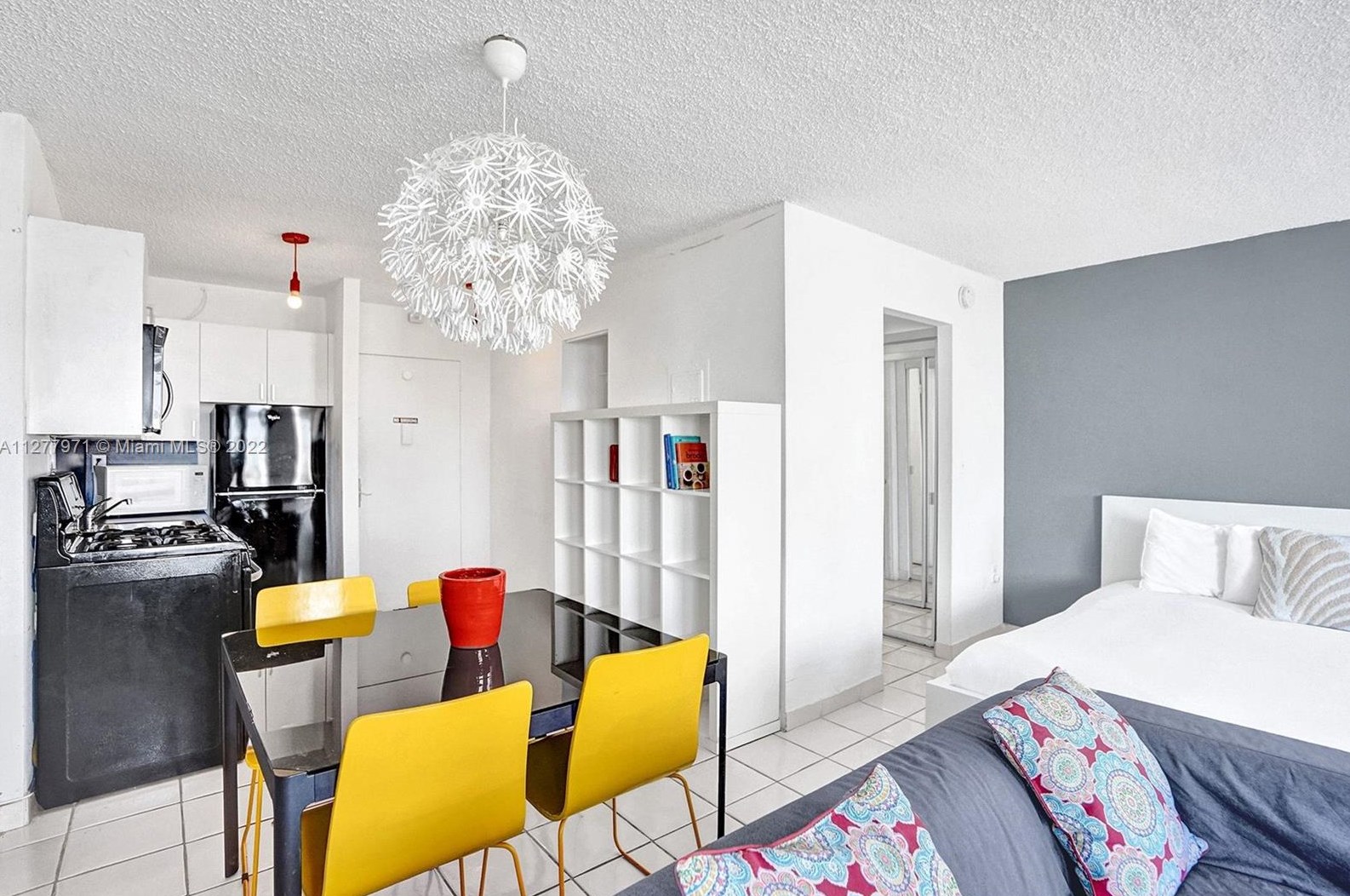 710 Washington Ave Apt 522, Miami, FL 33139