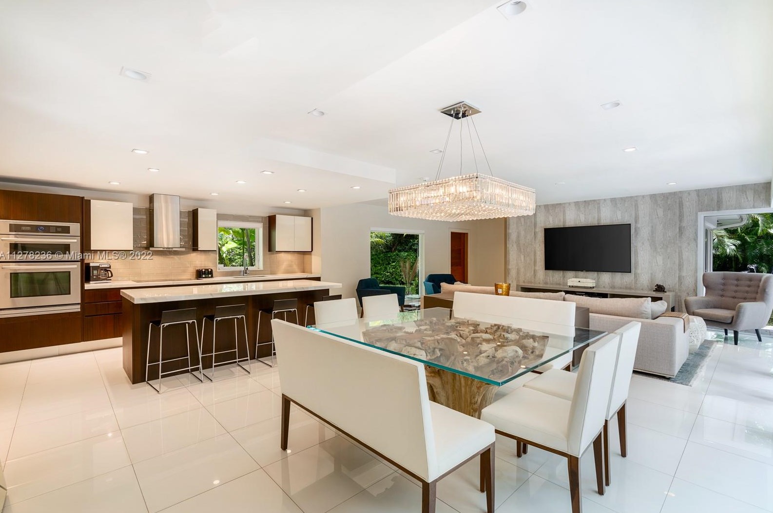 1768 Opechee Dr, Miami FL  33133-2442 exterior