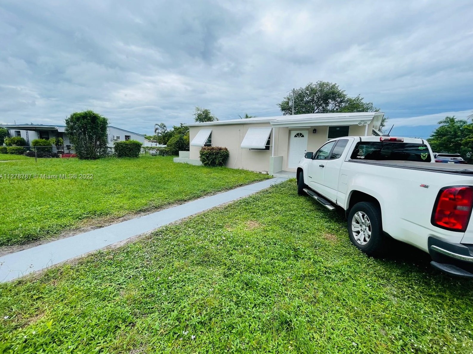 12330 17th Ct, Miami, FL 33167-2113