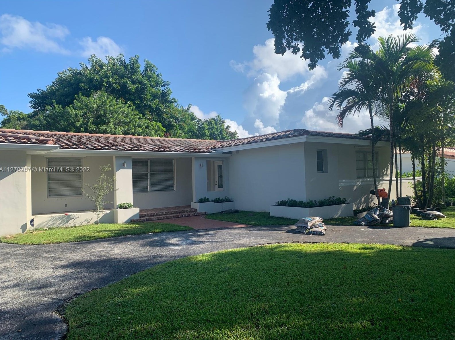 1445 Trillo Ave, Miami, FL 33146