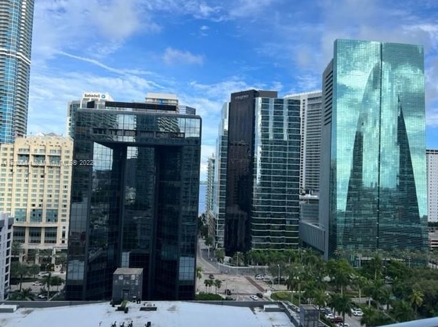 1250 S Miami Ave #1610, Miami, FL 33130