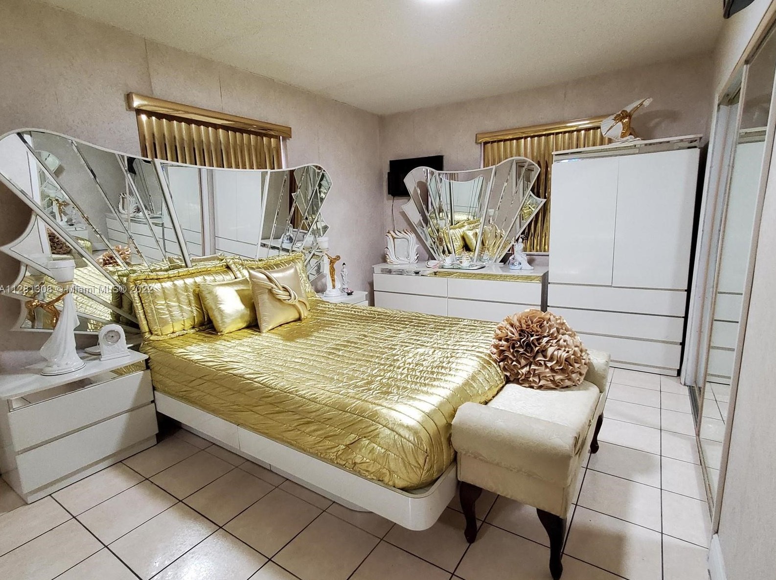 3440 18th St, Miami FL 33175-1501 exterior