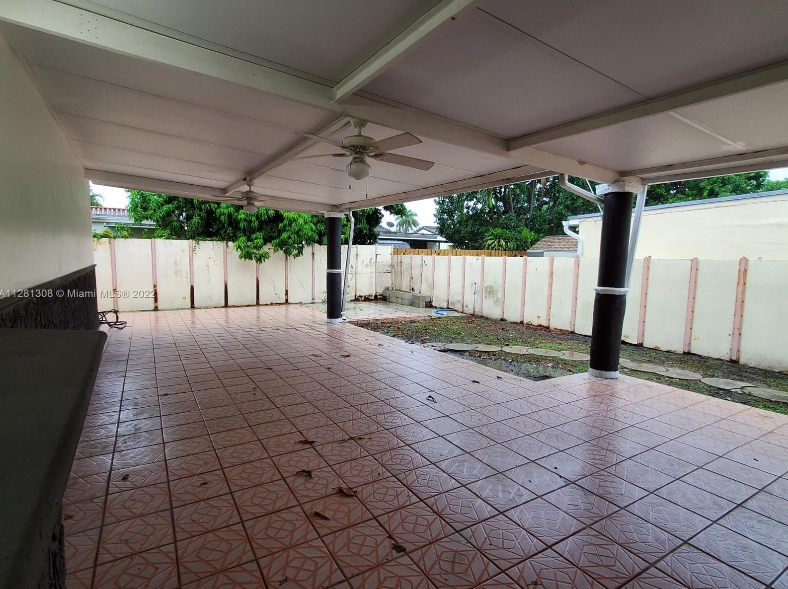 3440 18th St, Miami FL 33175-1501 exterior