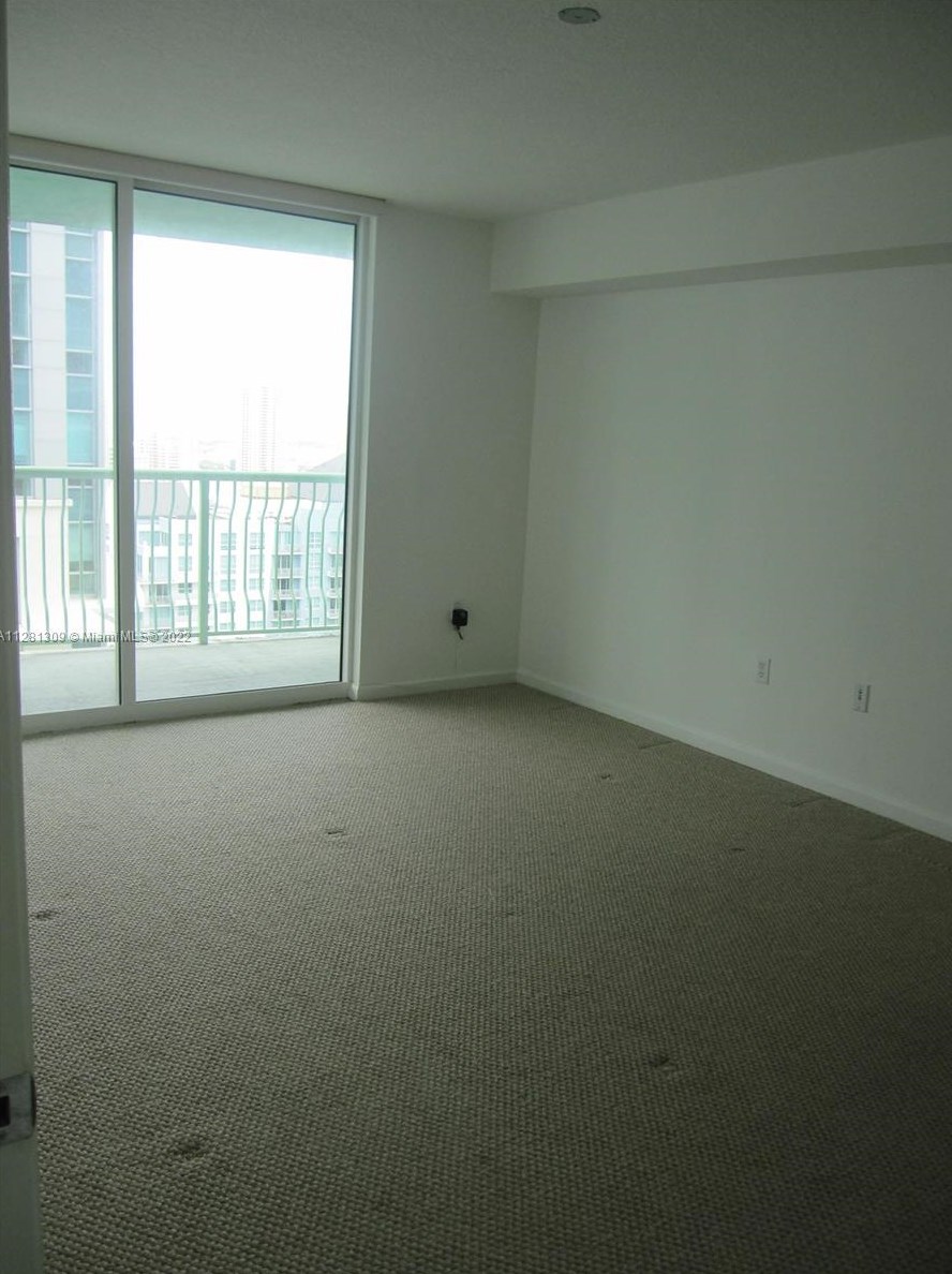 1200 Brickell Bay Dr #4006, Miami, FL 33131