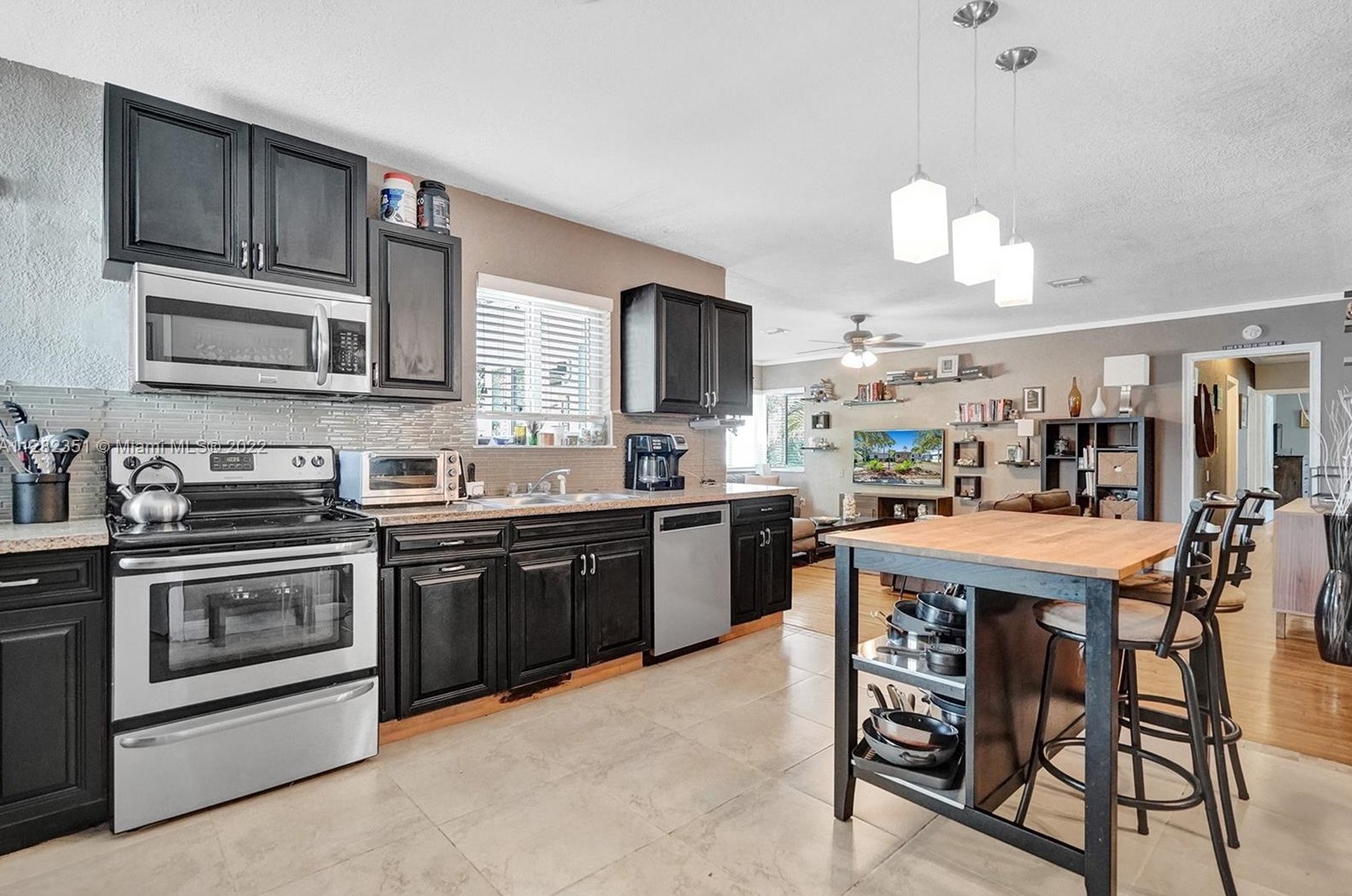 1918 Funston St, Hollywood, FL 33020-6034