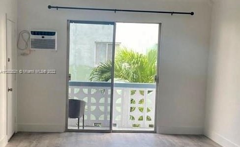 6805 Abbott Ave Apt 3, Miami, FL 33141