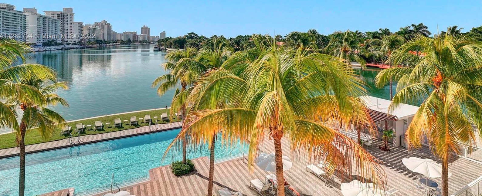 215 Aqua Ter, Miami, FL 33141