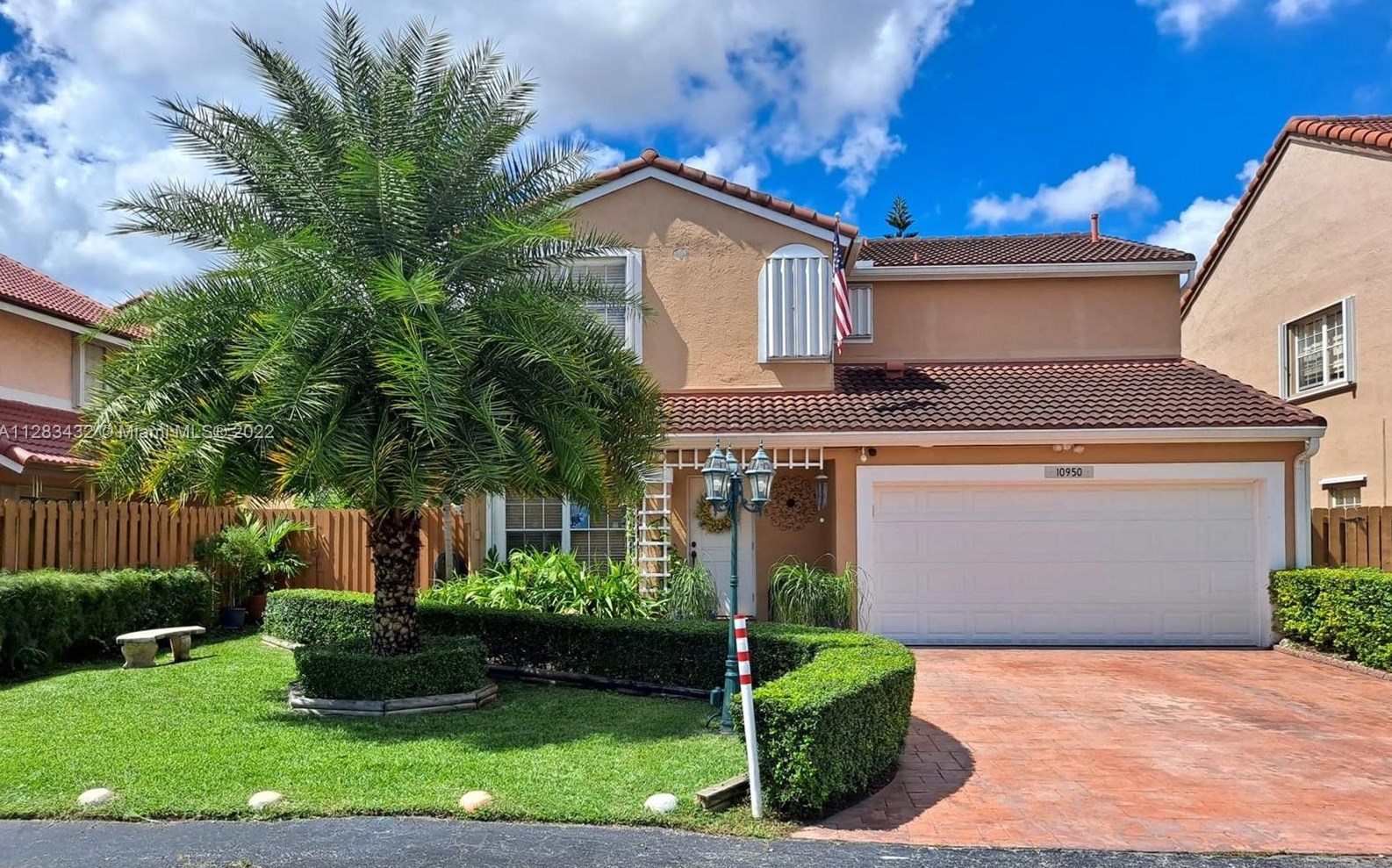 10950 151st Pl, Miami, FL 33196-2524