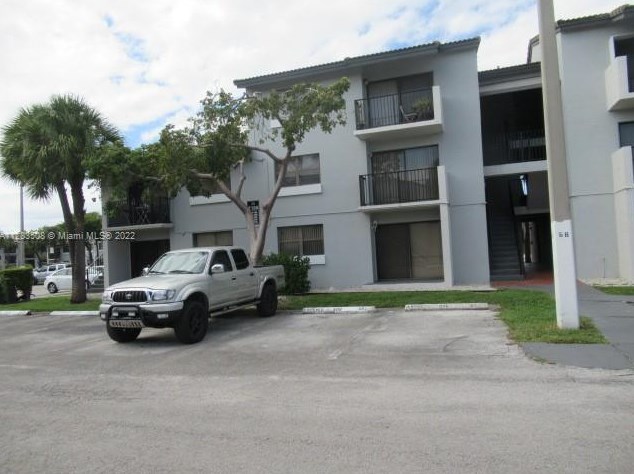 7180 Nw 179th St #208, Hialeah, FL 33015