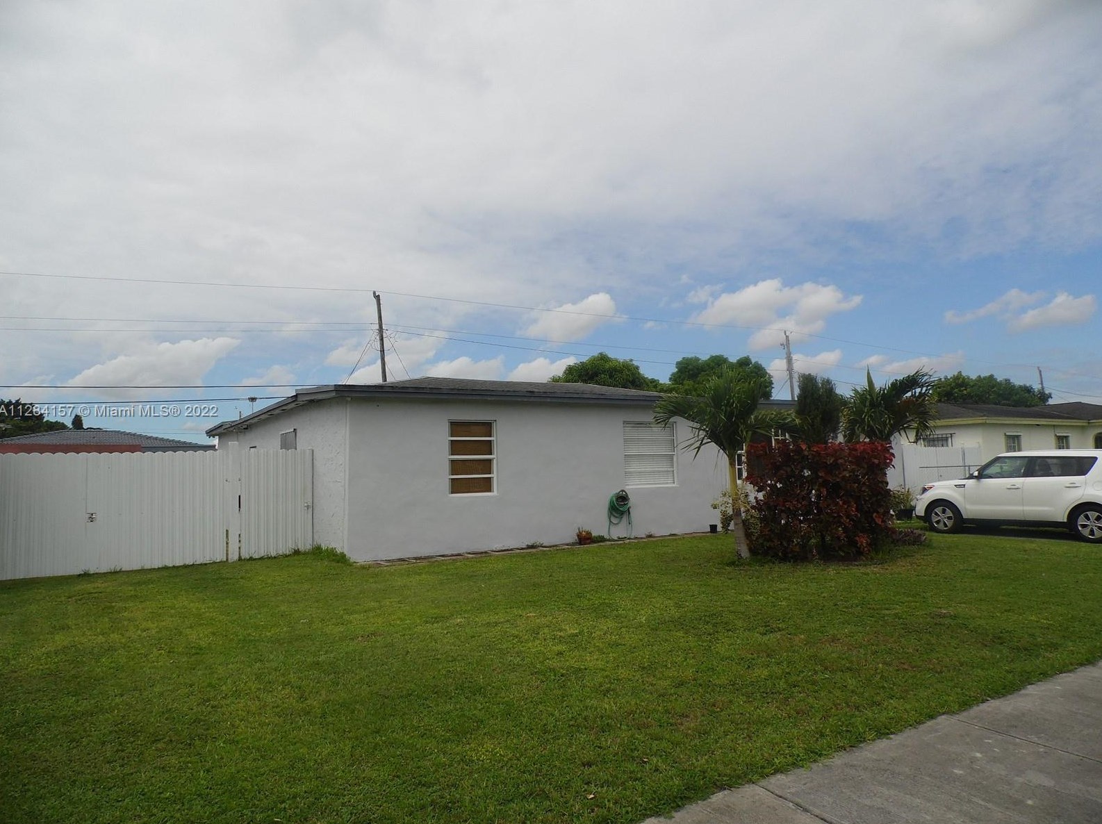 14660 Pierce St, Miami, FL 33176-7526