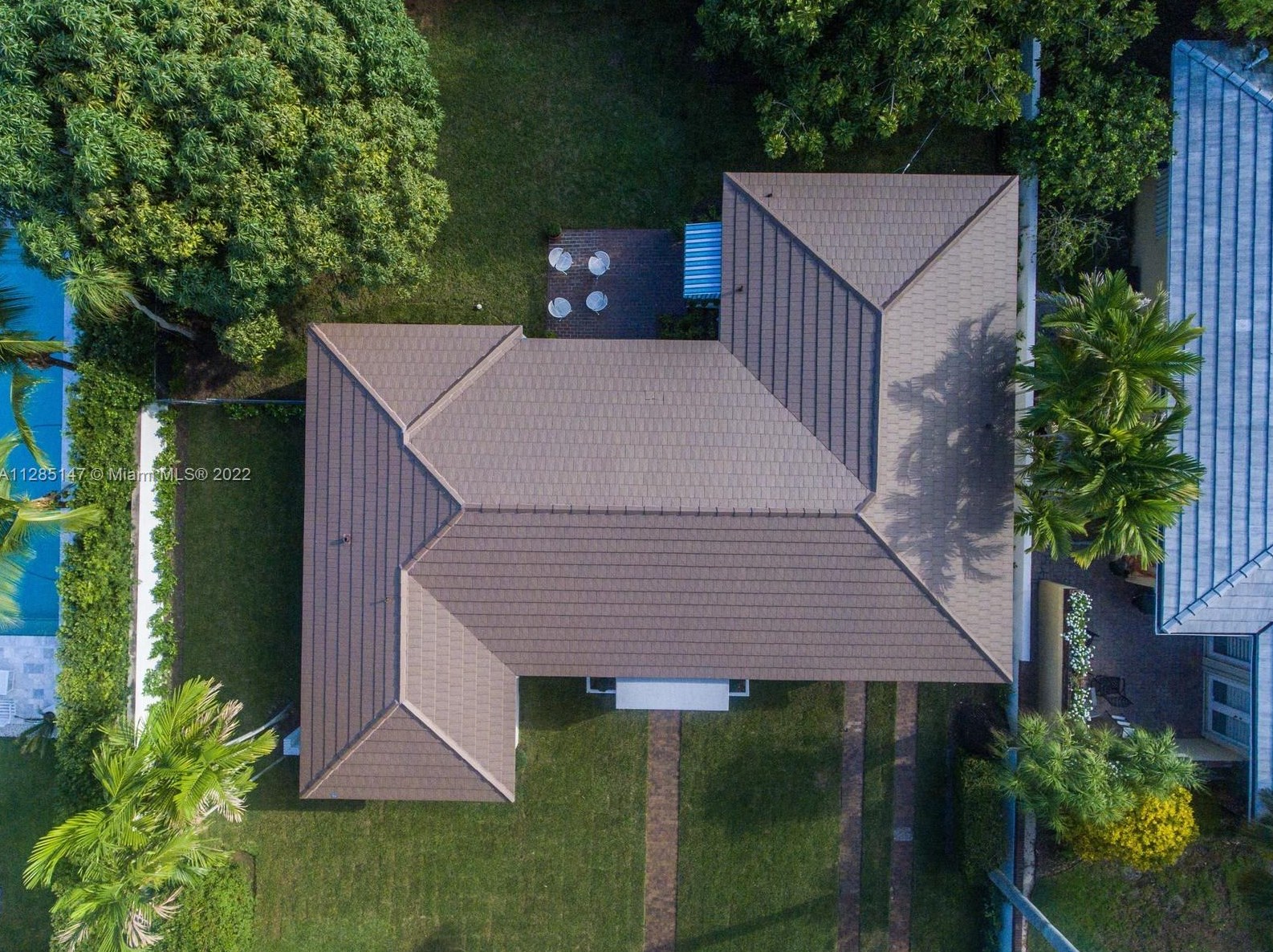 240 San Sebastian Ave, Miami FL  33134-6716 exterior