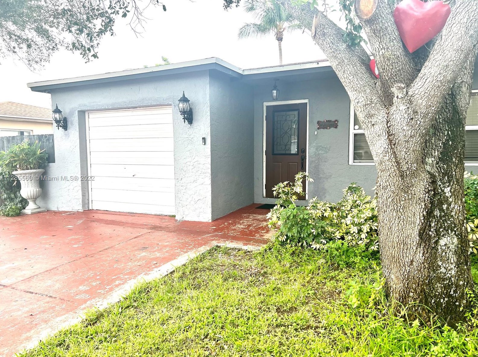 10675 Ember St, Boca Raton, FL 33428-4141