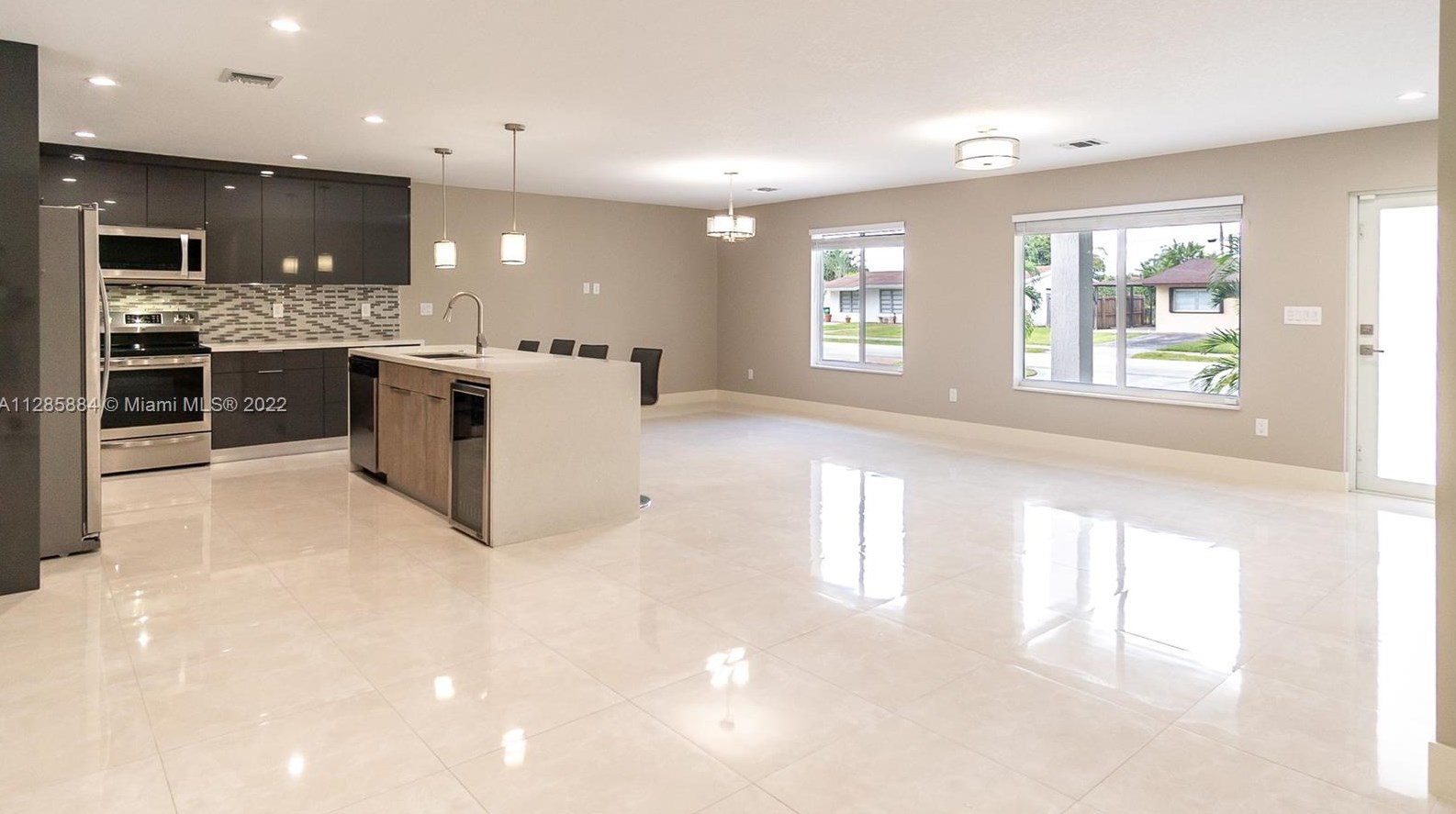 9840 87th St, Miami, FL 33173-4083