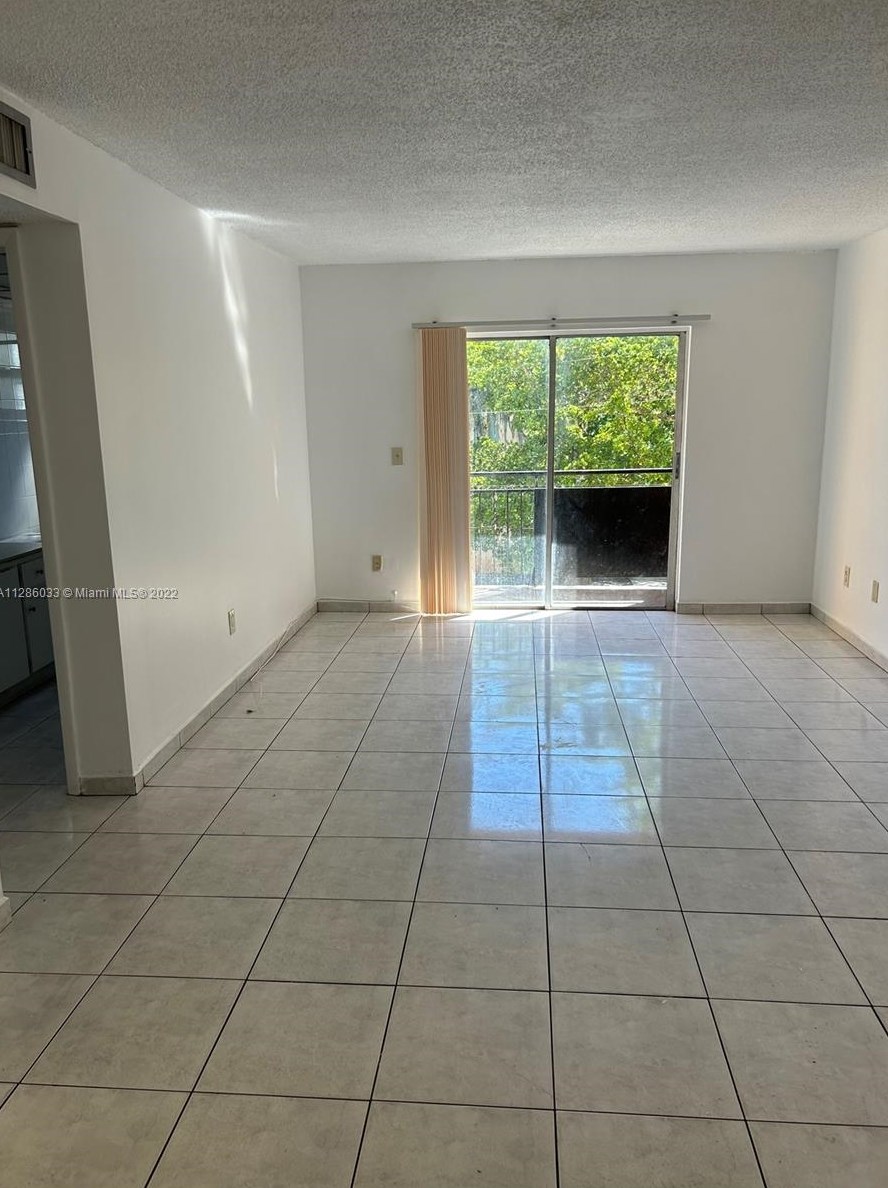 888 132nd St, Miami, FL 33161-4112