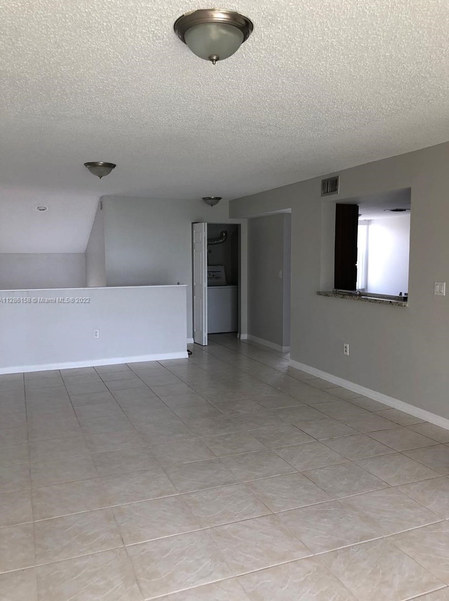 4734 97th Ct, Miami, FL 33178-1977