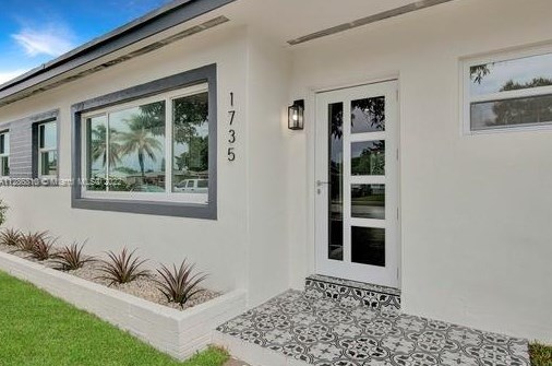 1735 185th Ter, Miami, FL 33056-3346