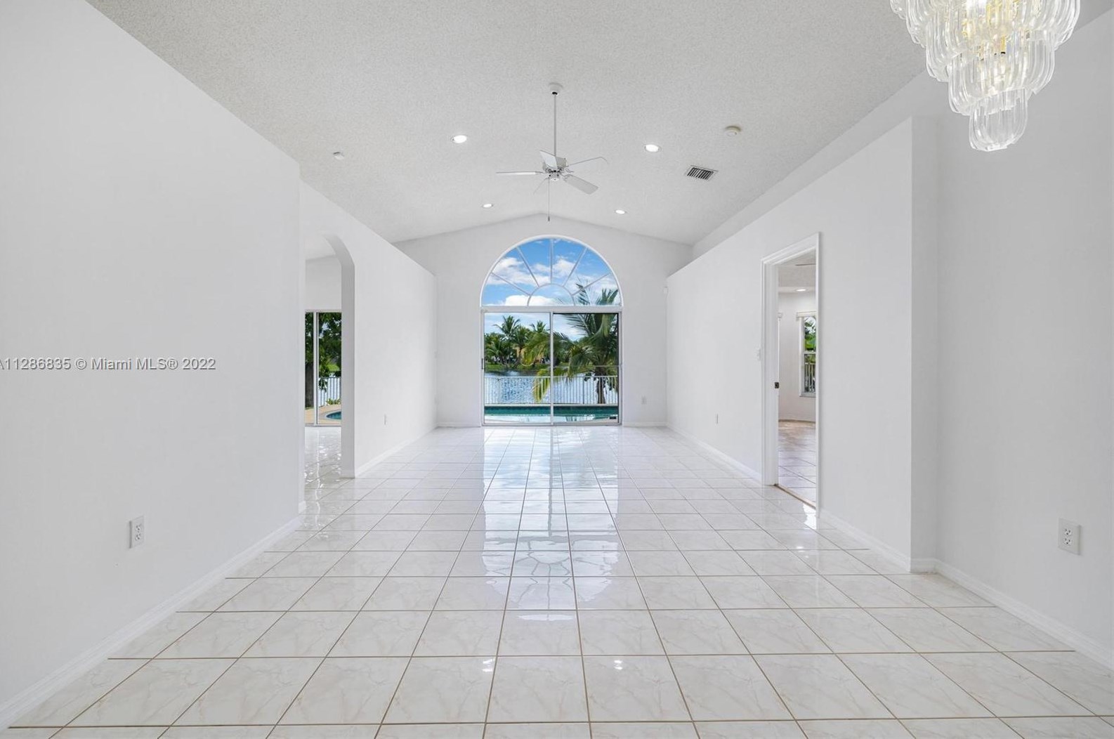 17956 Sw 29th St, Hollywood, FL 33029