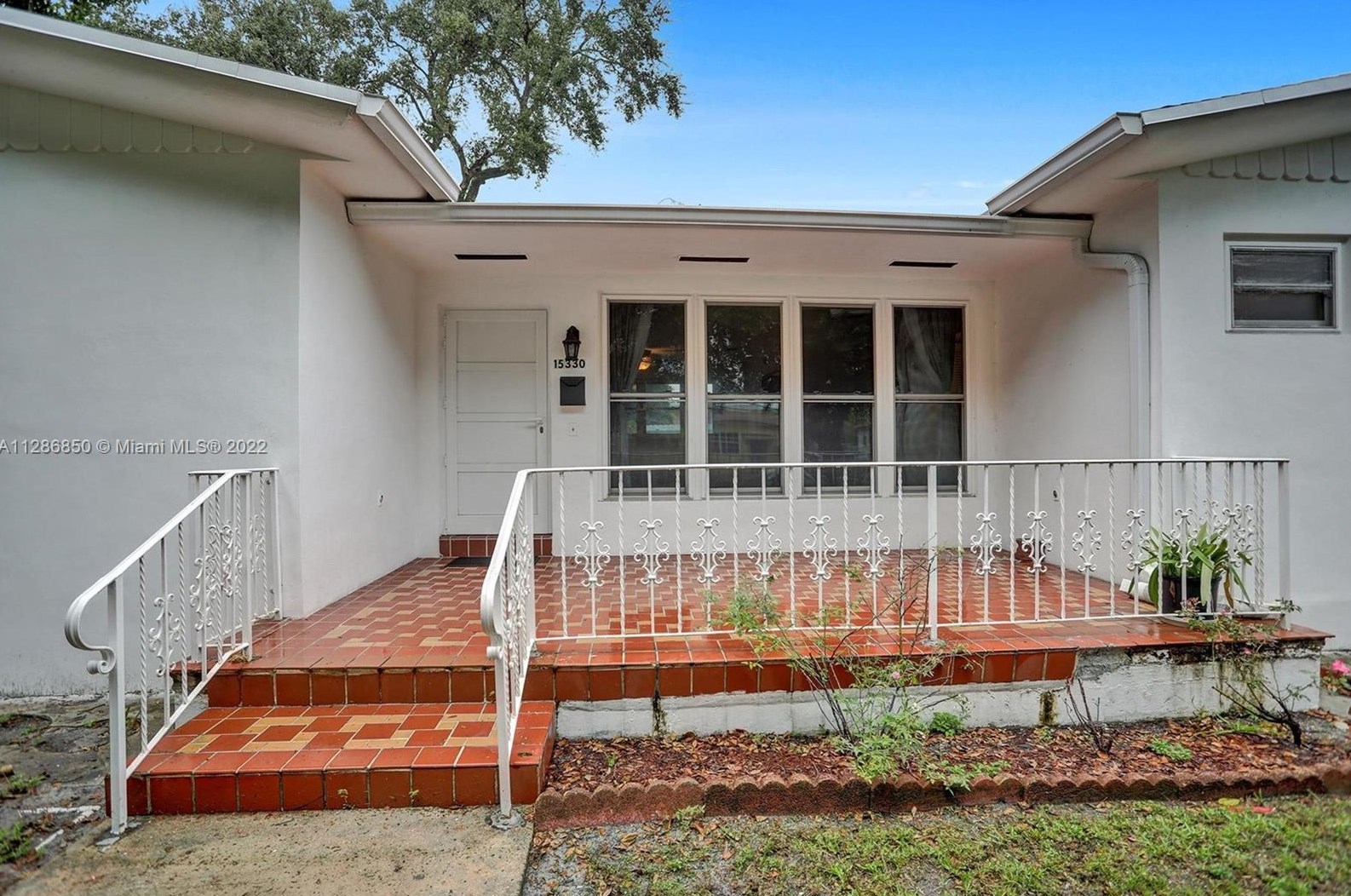 15330 10th Ave, Miami, FL 33162-5806
