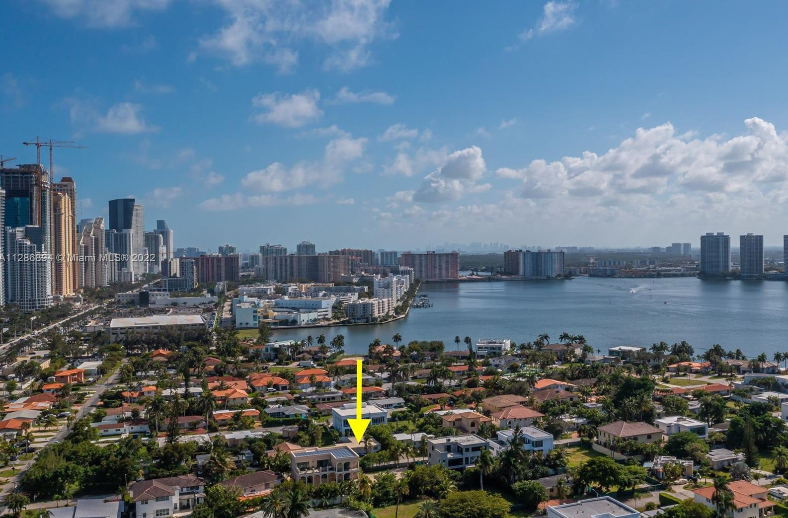 242 189th St, Miami, FL 33169-4041