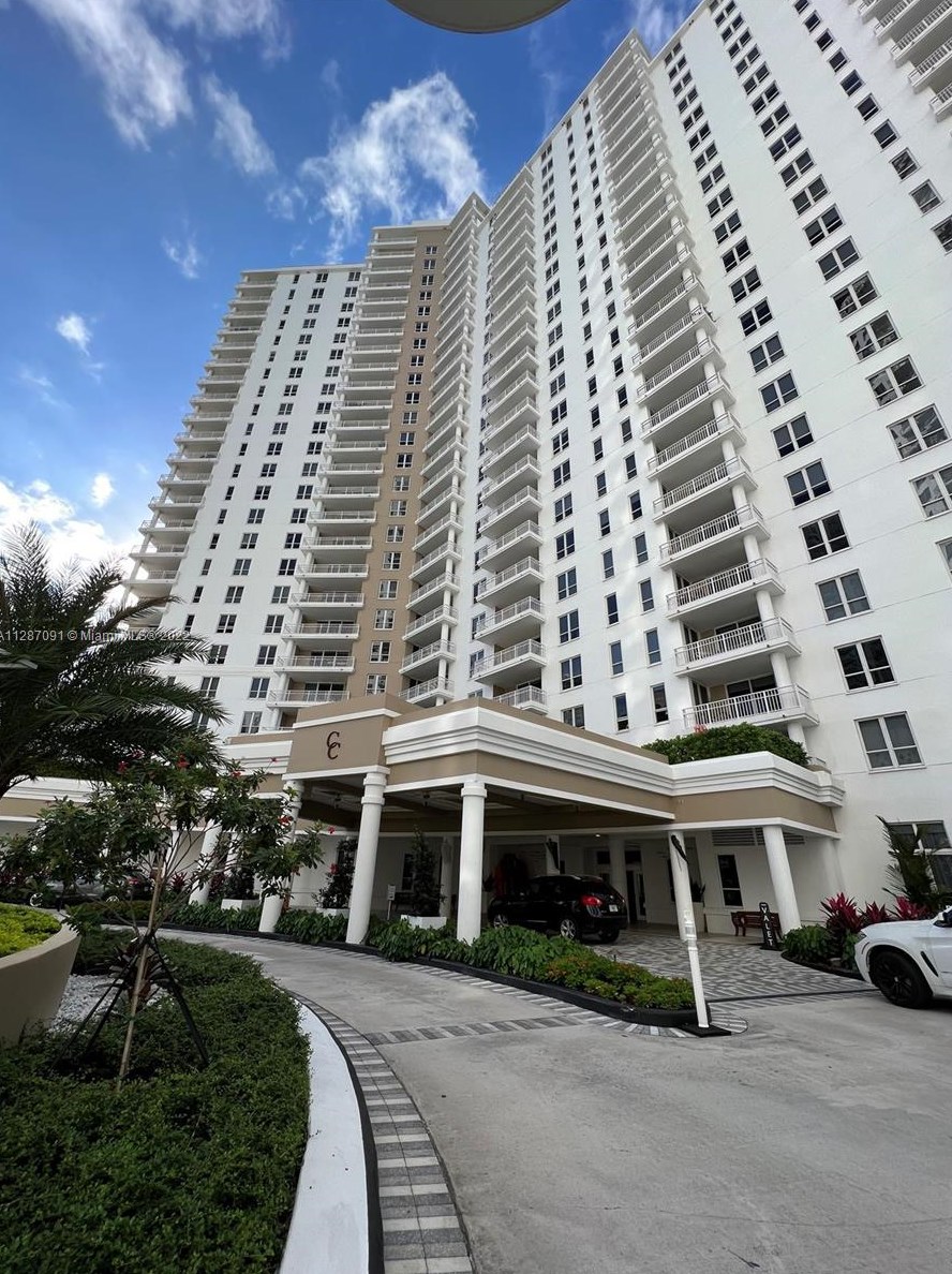 701 Brickell Key Blvd Apt 911, Miami, FL 33131