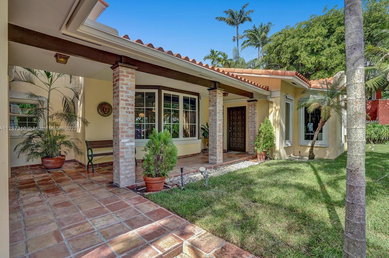 1625 Tigertail Ave, Miami FL  33133-2517 exterior