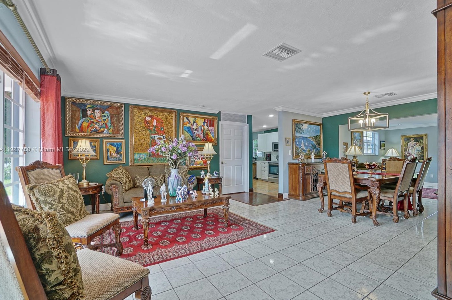 1315 92 Ct, Miami FL 33189-2467 exterior