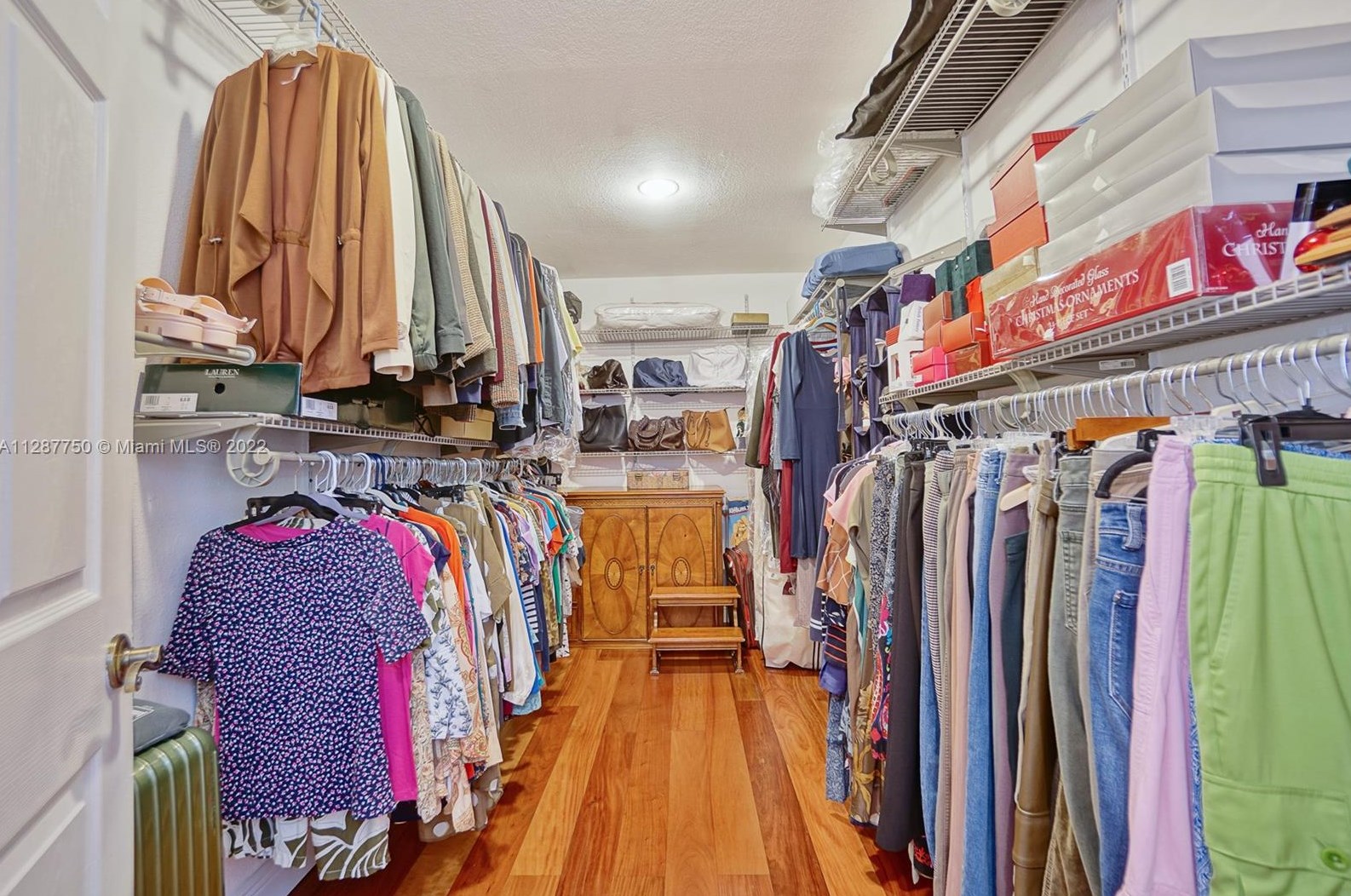 1315 92 Ct, Miami FL 33189-2467 exterior