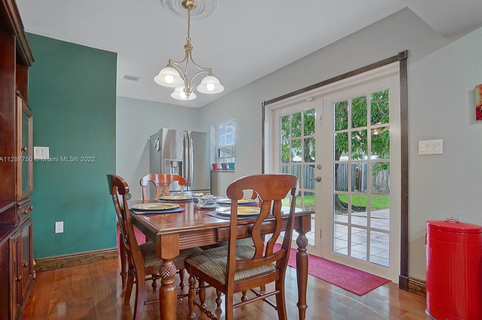 1315 92 Ct, Miami FL 33189-2467 exterior