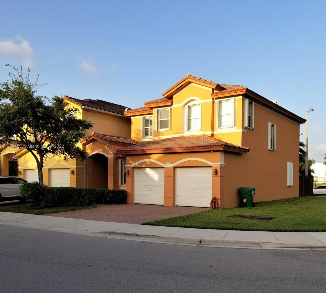 8707 Nw 109th Ct, Miami, FL 33178