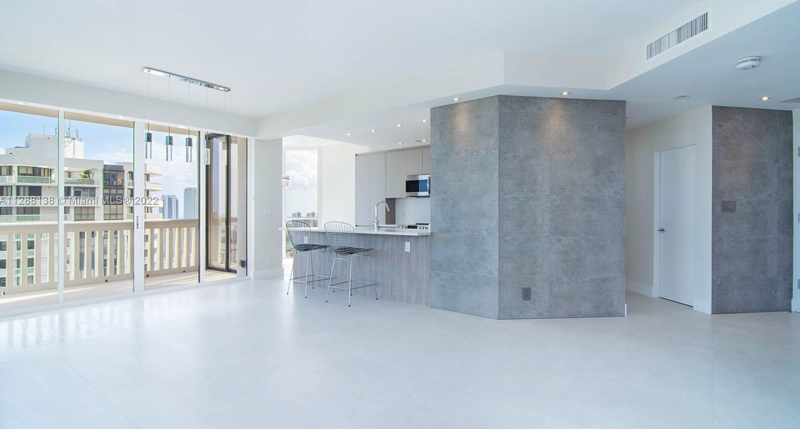 1000 E Island Blvd Apt 3104, Miami, FL 33160