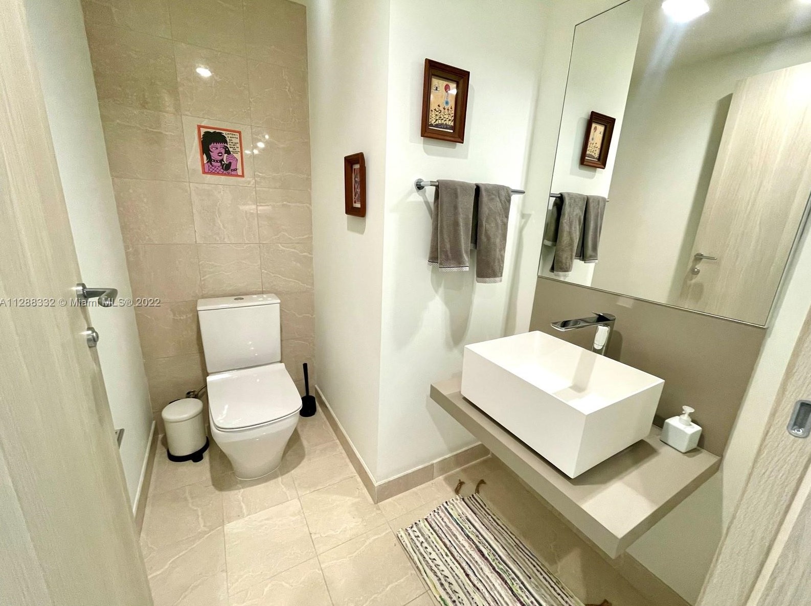 1000 Brickell Plaza #4303, Miami, FL 33131
