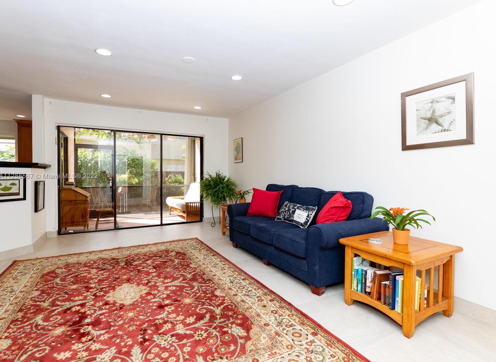 3170 Arbor Ln, Hollywood, FL 33021-8412