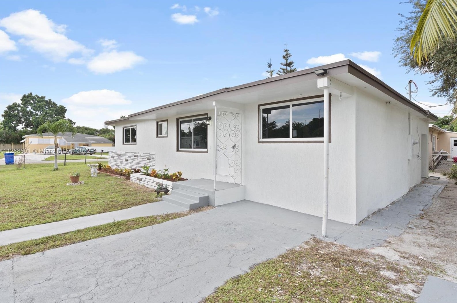 6501 Flagler St, Hollywood, FL 33023-2127