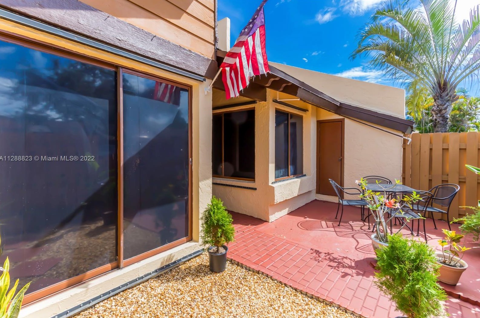 3944 77th Ave, Hollywood, FL 33024-8430