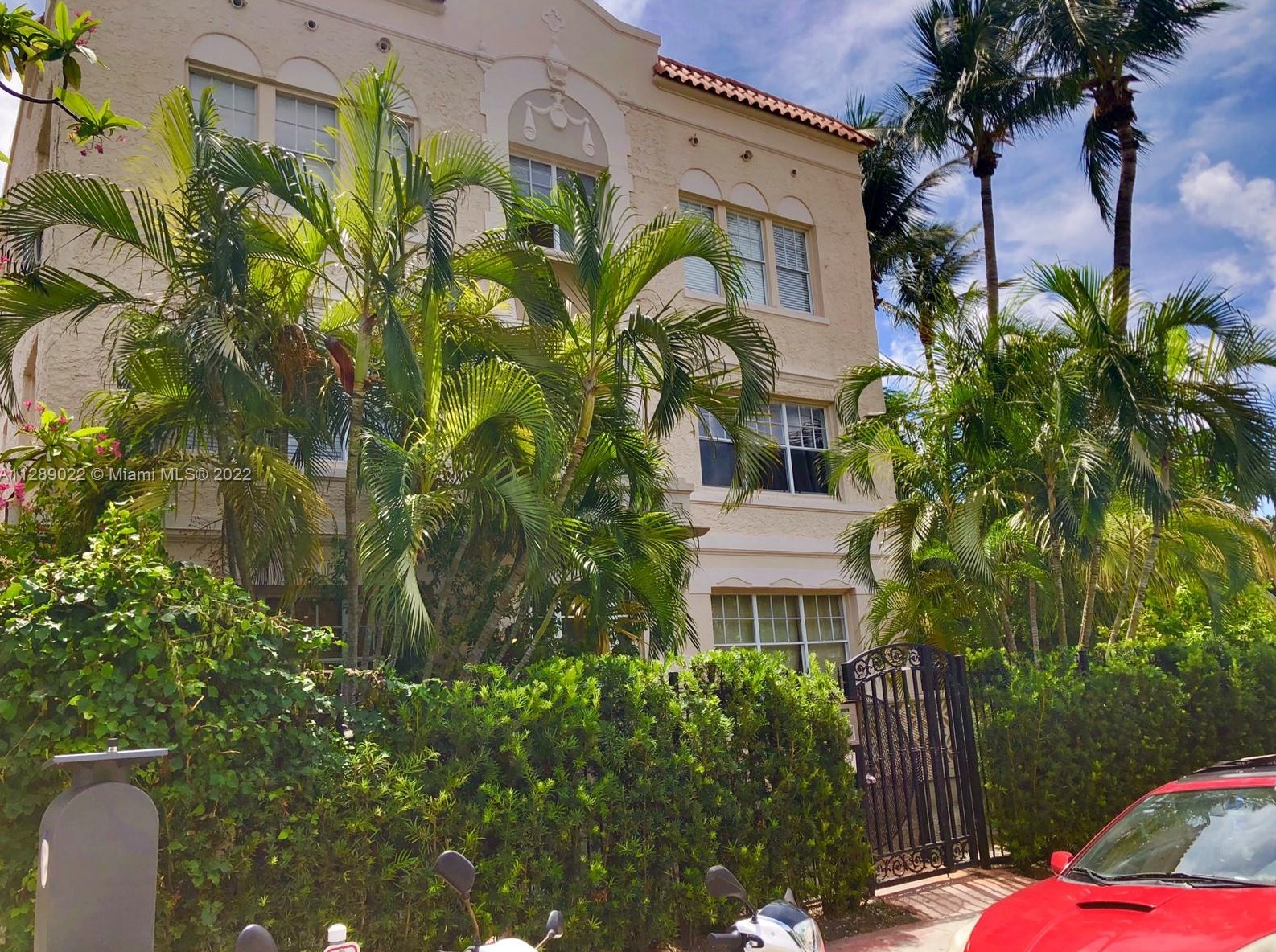 1611 Michigan Ave Apt 3, Miami, FL 33139