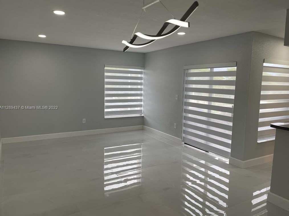 17500 Nw 68th Ave #d3008, Hialeah, FL 33015