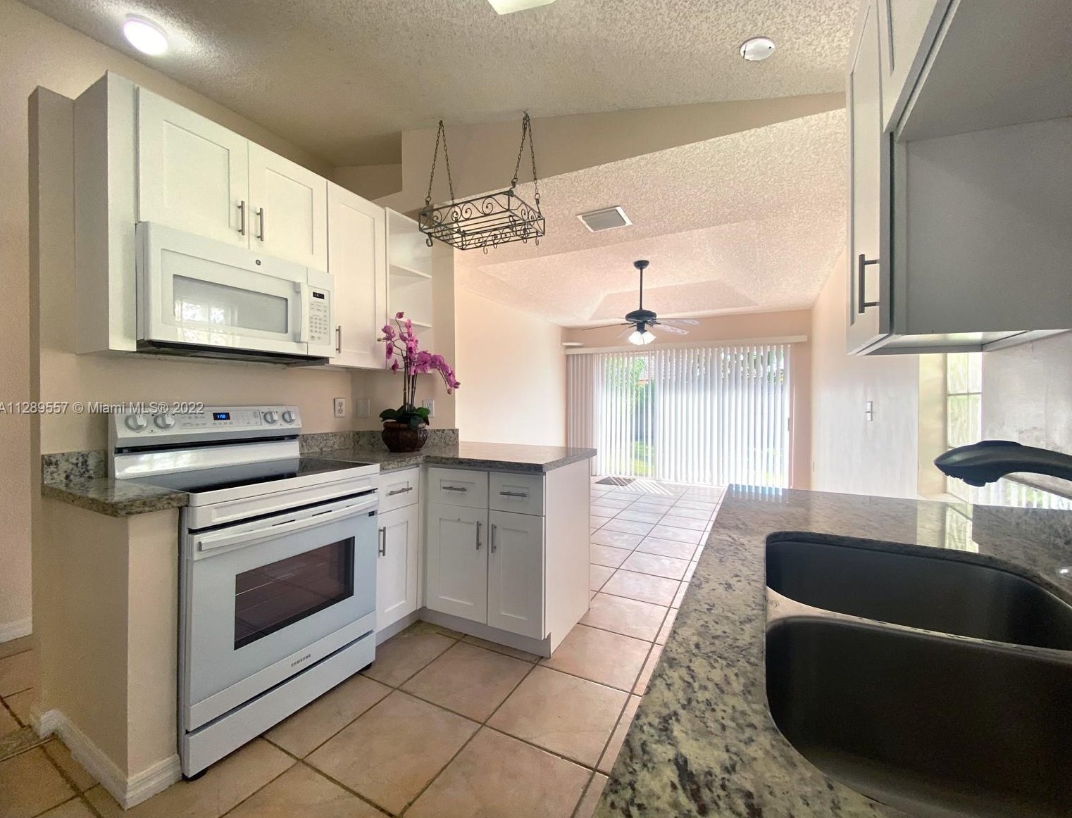 8860 Sw 214th St #8860, Miami, FL 33189